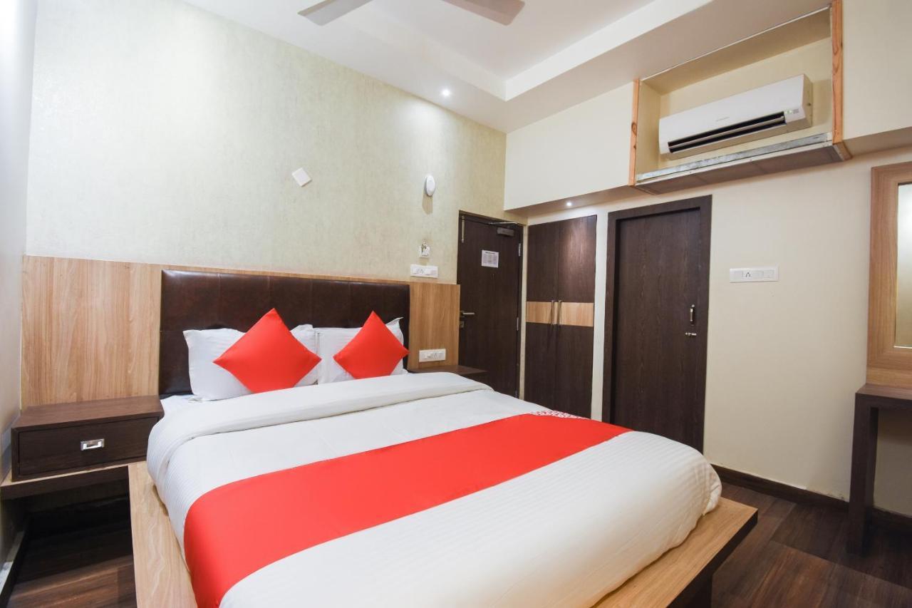 Oyo 64260 Hotel Rajnandini Hābra Exterior foto